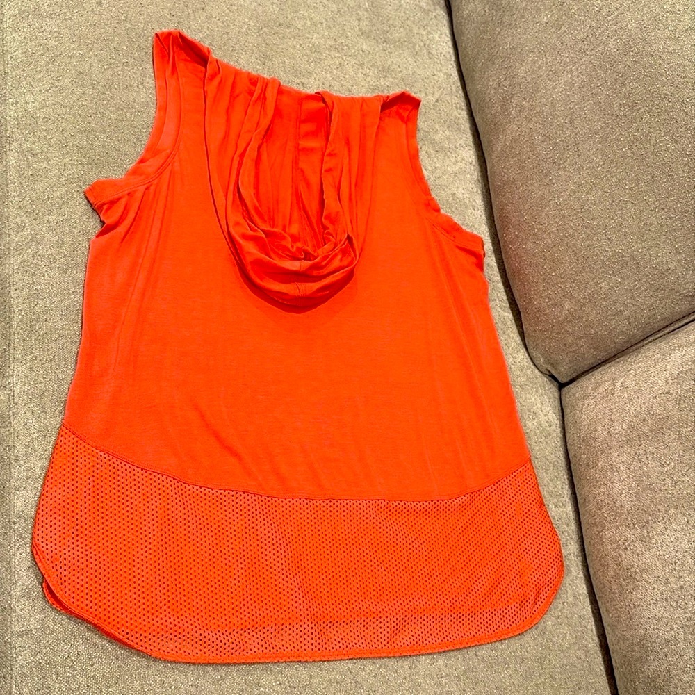 Avia Large 12/14 Coral Sleeveless Hoodie